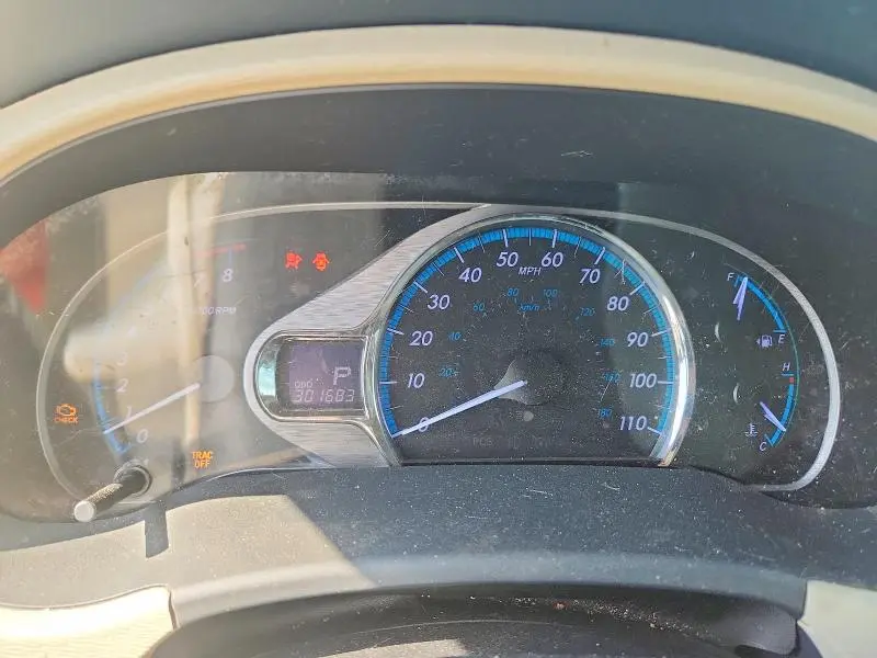 2014 TOYOTA SIENNA LIMITED 7-PASSENGER  
