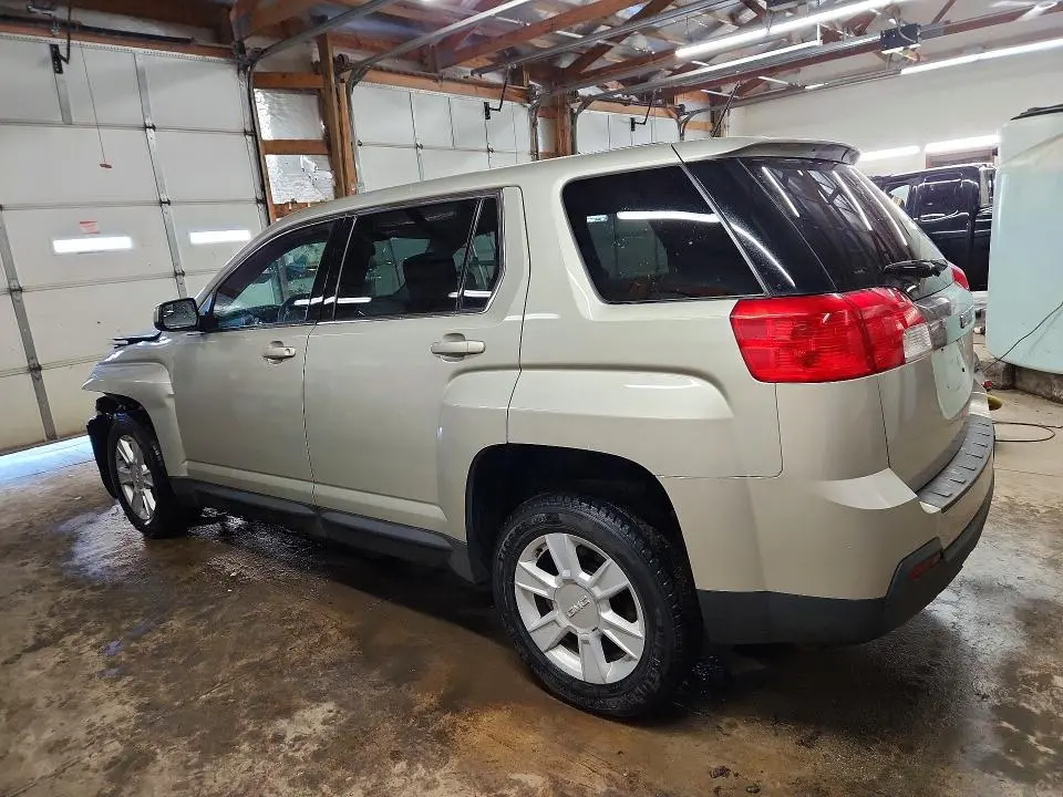 2013 GMC TERRAIN SLE  
