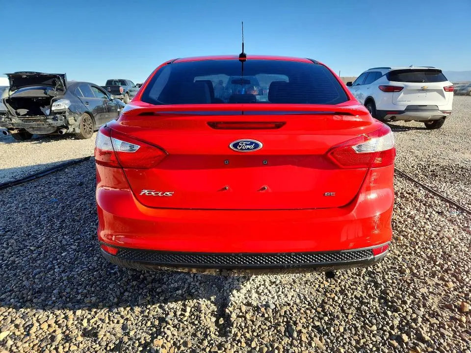 2012 FORD FOCUS SE  