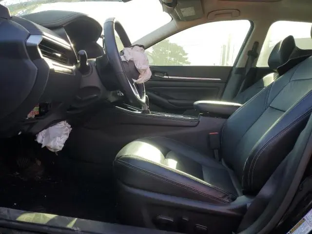 2024 NISSAN ALTIMA SL  