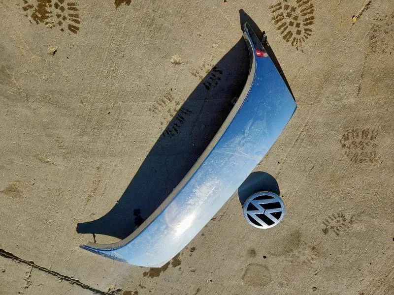 2010 VOLKSWAGEN EOS LUX  