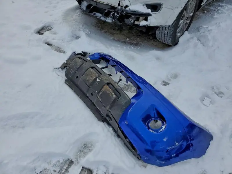 2013 NISSAN FRONTIER S  