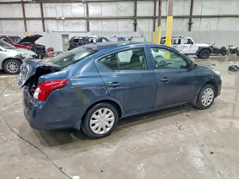 2016 NISSAN VERSA S  