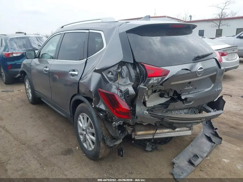 2018 NISSAN ROGUE SV