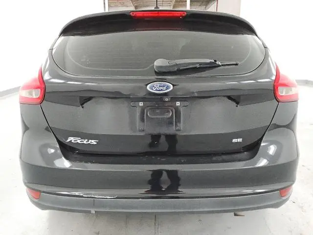 2017 FORD FOCUS SE  
