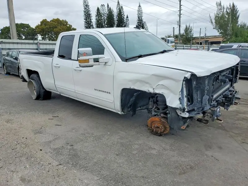 2015 CHEVROLET SILVERADO C1500 LT  
