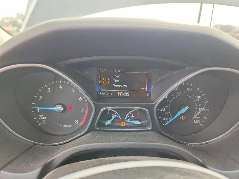 2016 FORD FOCUS SE  