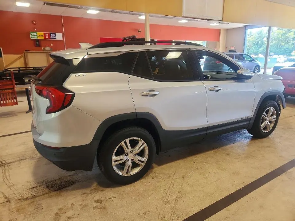 2019 GMC TERRAIN SLE  