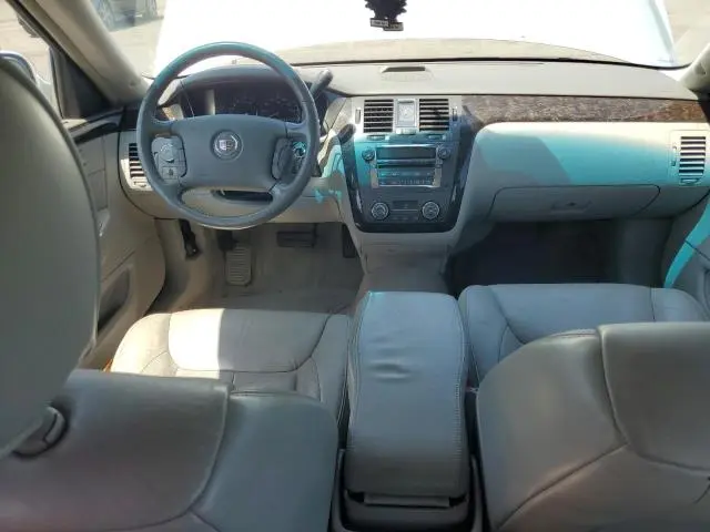 2010 CADILLAC DTS LUXURY COLLECTION  