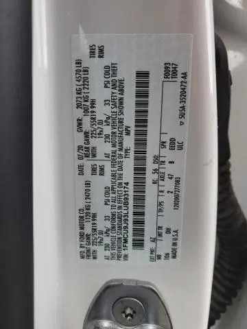 2020 FORD ESCAPE TITANIUM  