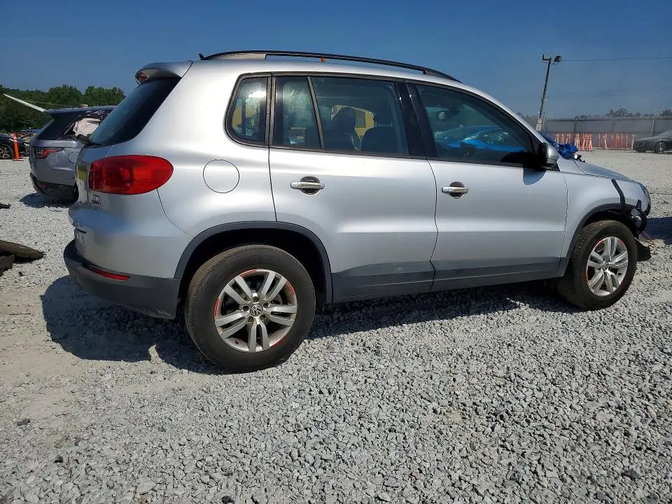 2016 VOLKSWAGEN TIGUAN S  