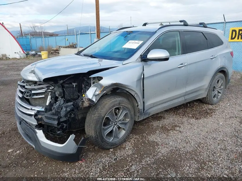 2016 HYUNDAI SANTA FE SE