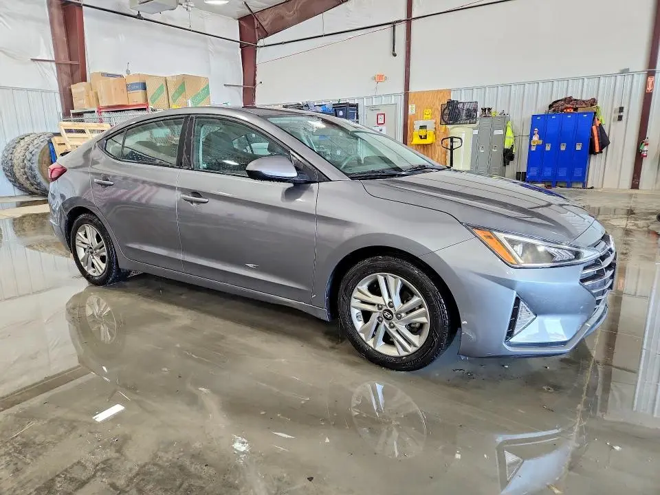 2019 HYUNDAI ELANTRA SEL  