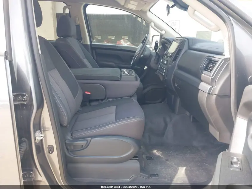 2023 NISSAN TITAN S 4X4