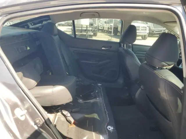 2021 NISSAN ALTIMA SR  