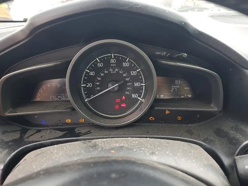2017 MAZDA 3 TOURING  