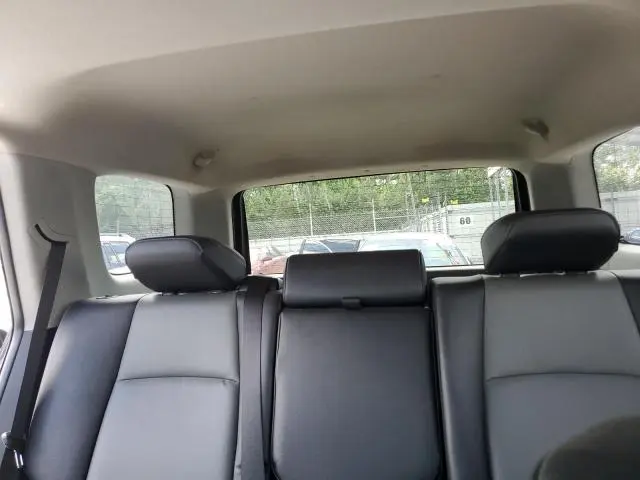 2023 TOYOTA 4RUNNER SE  