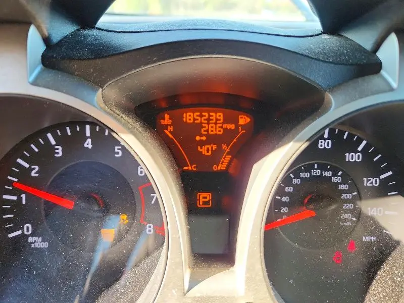 2013 NISSAN JUKE S  