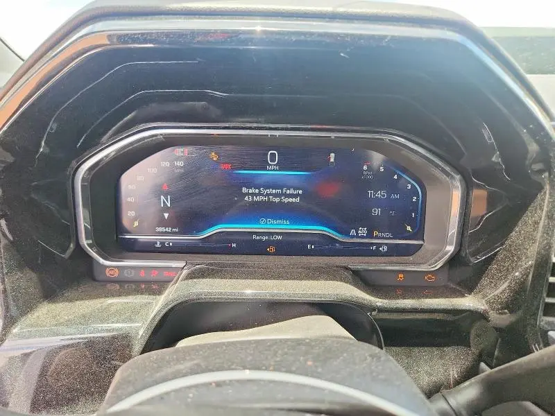 2025 CHEVROLET SILVERADO K1500 LT  