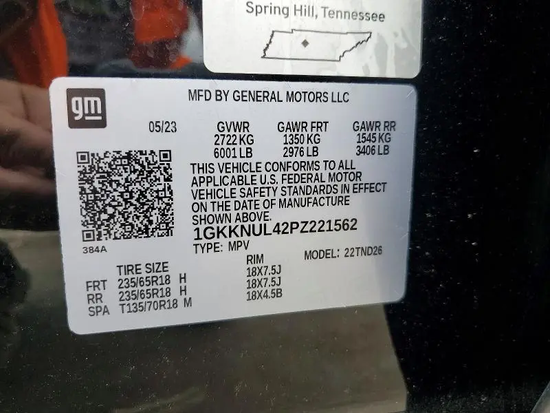 2023 GMC ACADIA SLT  