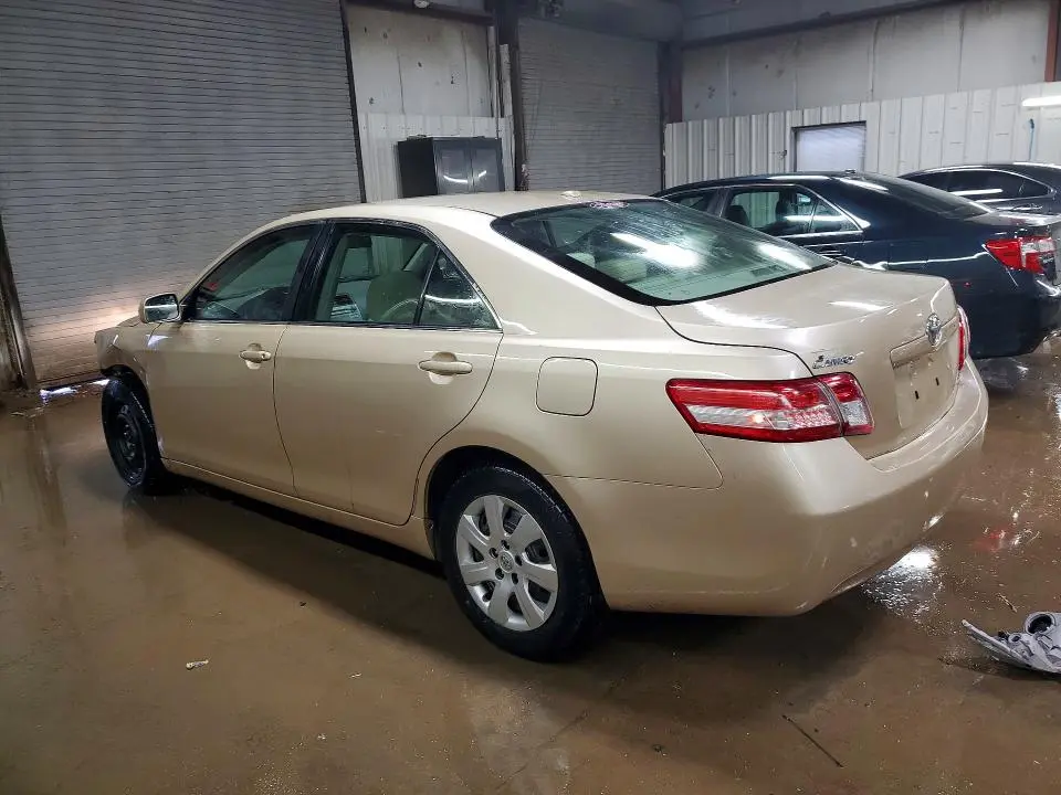 2010 TOYOTA CAMRY   
