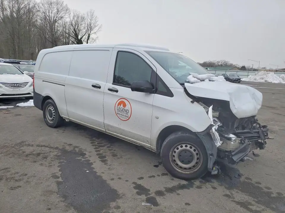 2022 MERCEDES-BENZ METRIS   