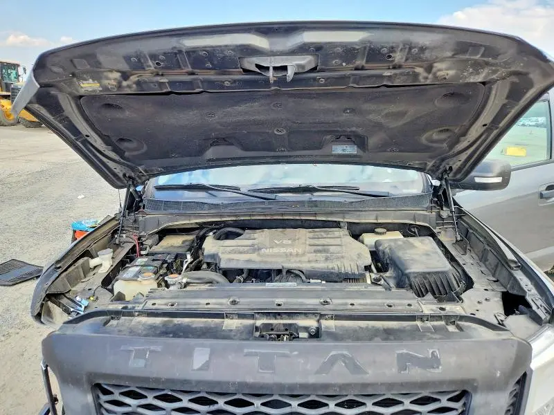 2017 NISSAN TITAN S  