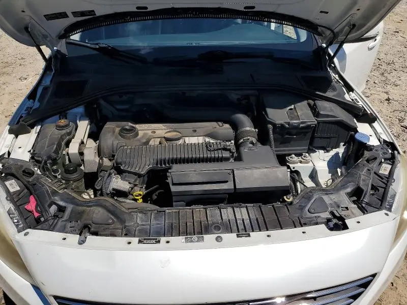 2014 VOLVO S60 T5  