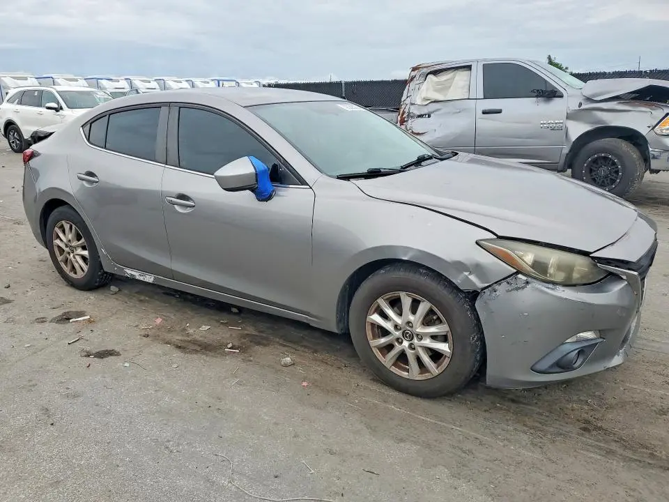 2015 MAZDA 3 TOURING  