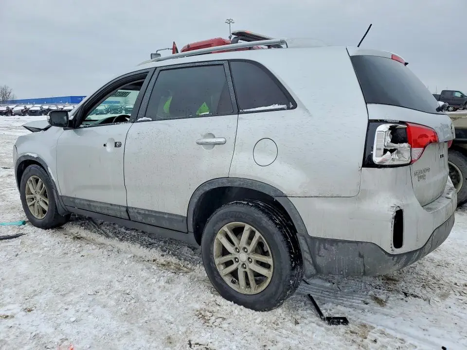 2015 KIA SORENTO LX  