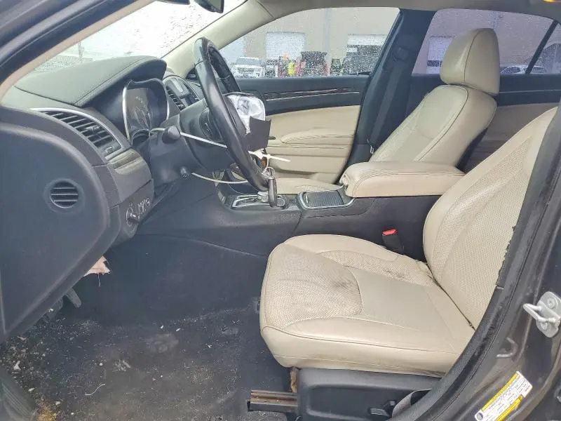 2019 CHRYSLER 300 LIMITED  