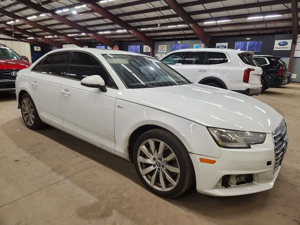 2017 AUDI A4   