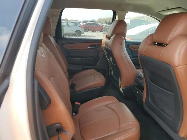 2015 CHEVROLET TRAVERSE LT  