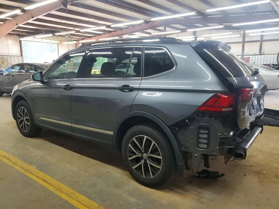 2021 VOLKSWAGEN TIGUAN SE  