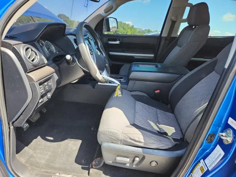 2016 TOYOTA TUNDRA CREWMAX SR5  