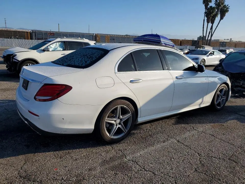 2017 MERCEDES-BENZ E 300  