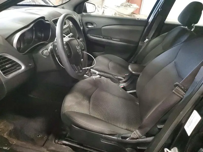 2013 DODGE AVENGER SE  