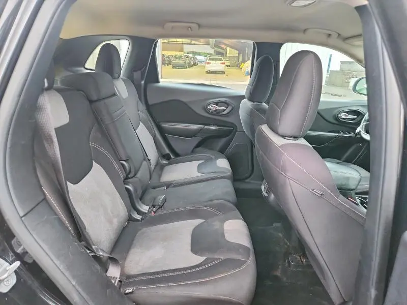2014 JEEP CHEROKEE SPORT  
