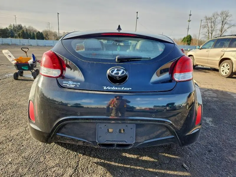 2012 HYUNDAI VELOSTER   