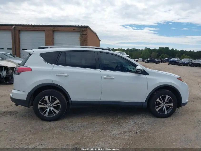 2017 TOYOTA RAV4 XLE