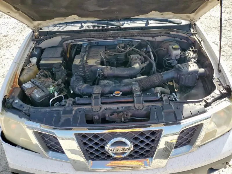 2012 NISSAN FRONTIER S  