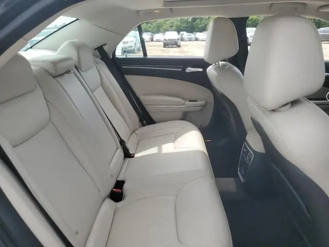 2015 CHRYSLER 300 LIMITED  