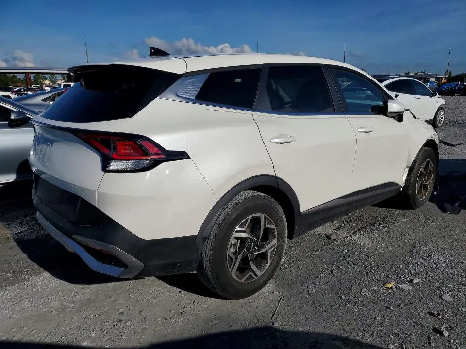 2023 KIA SPORTAGE LX  
