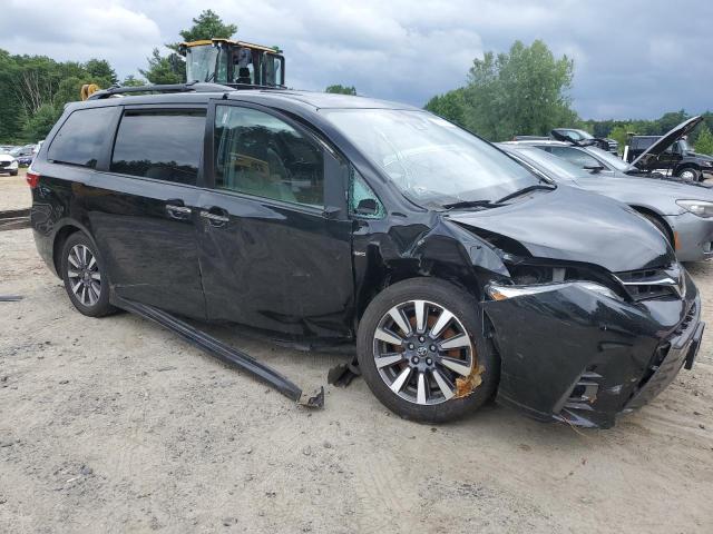 2018 TOYOTA SIENNA XLE