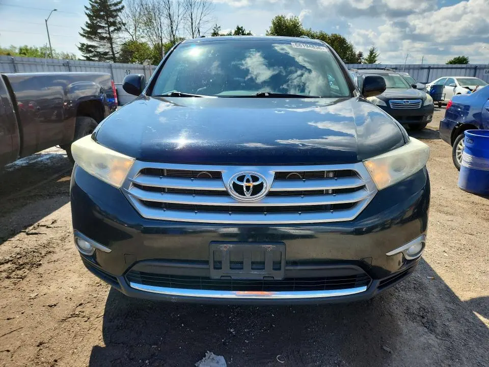 2013 TOYOTA HIGHLANDER BASE  