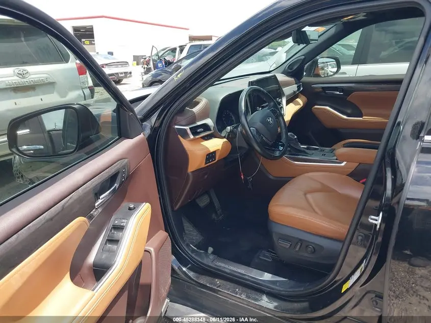 2021 TOYOTA HIGHLANDER HYBRID PLATINUM