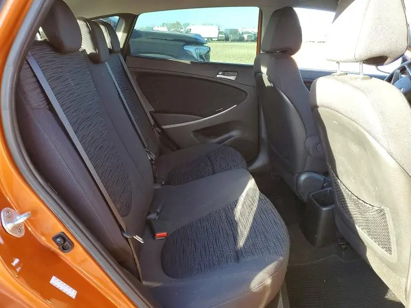 2015 HYUNDAI ACCENT GS  