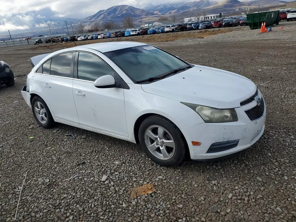 2013 CHEVROLET CRUZE LT  