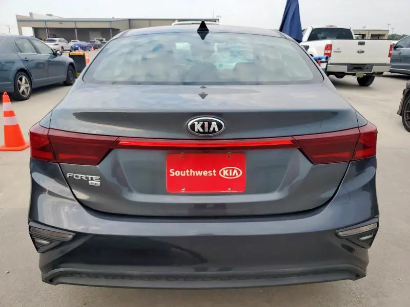 2020 KIA FORTE FE  