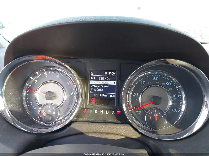 2013 CHRYSLER TOWN & COUNTRY LIMITED